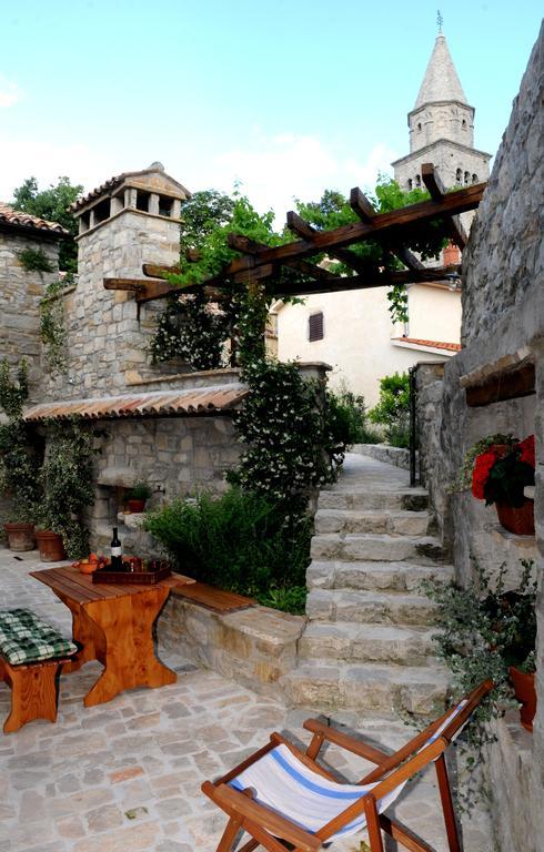 Holiday Homes Poli Svetega Antona Gračišće Zimmer foto
